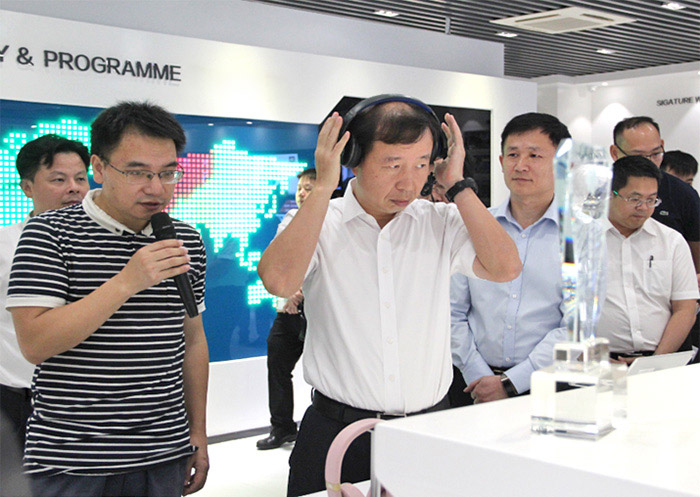 向导来访：2018.9东莞市市长肖亚非博天堂集团调研
